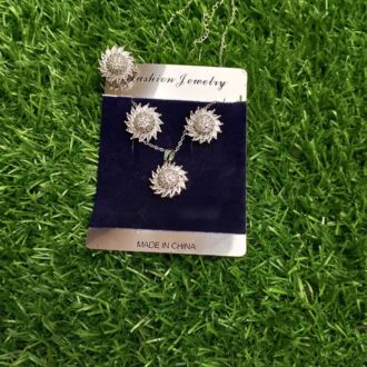 Jewellery for girls - Set –Lockit set - Elegant Necklace, Earrings & Ring