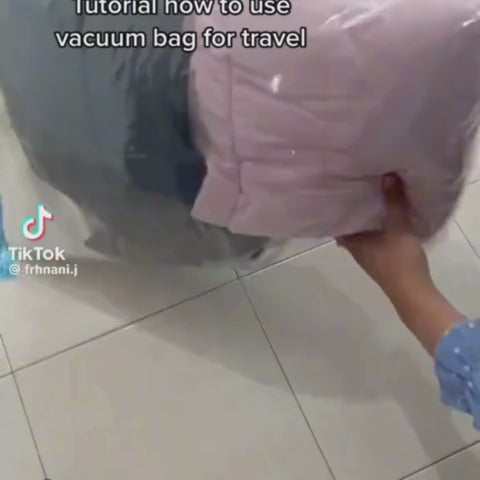 Vacuum Storage Bags  5 Bag And 1 Suction Pump-Premium Quality