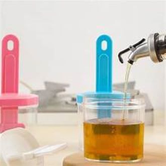Silicone Oil Bottle with Brush – Refillable Mini Dispenser for Cooking, BBQ & Baking